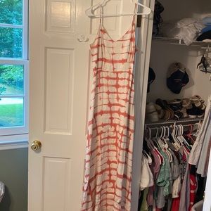 BB Dakota Sleeveless white and pink maxi dress.